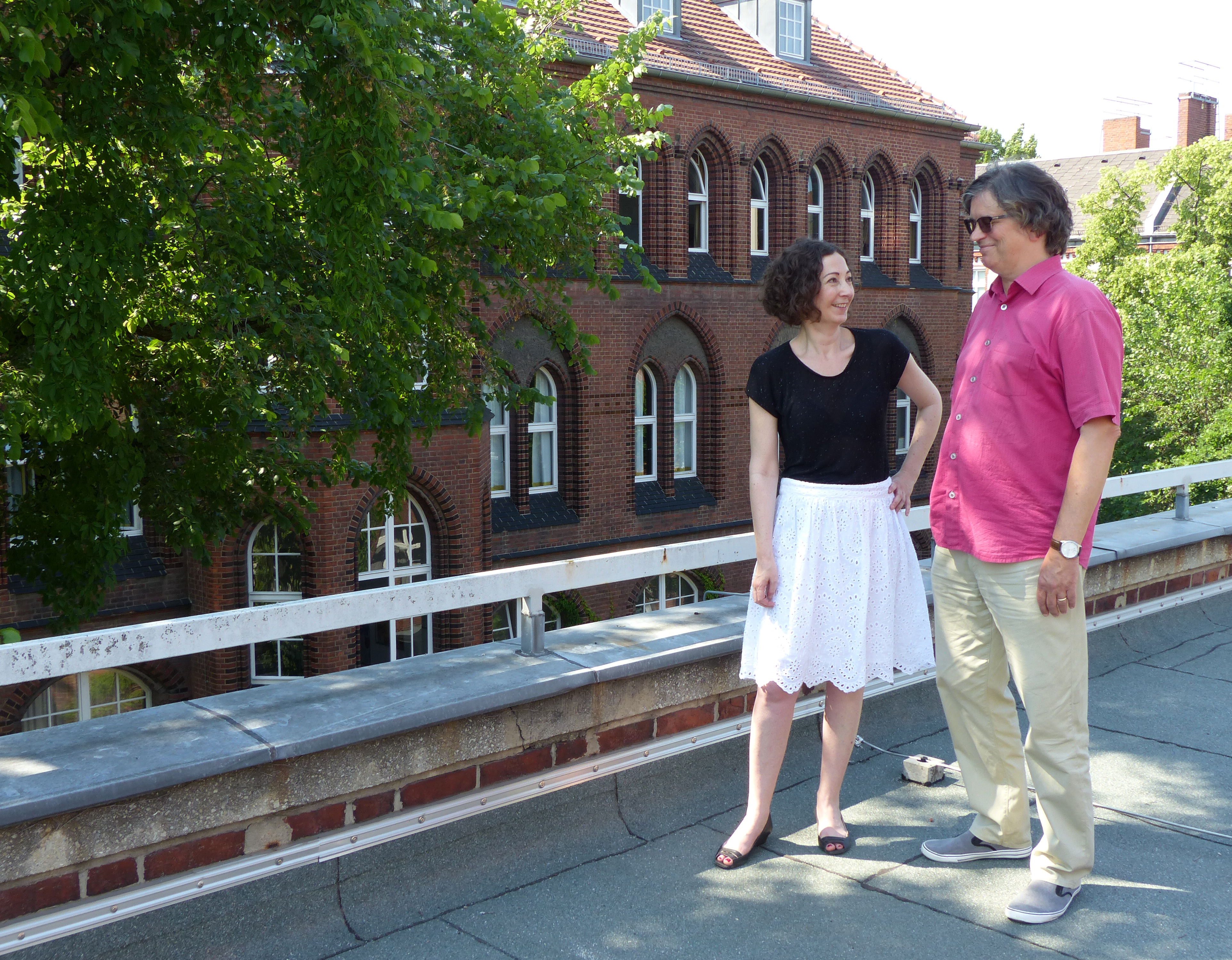 Frau Pop und Herr Pesch auf dem Dach des PFH