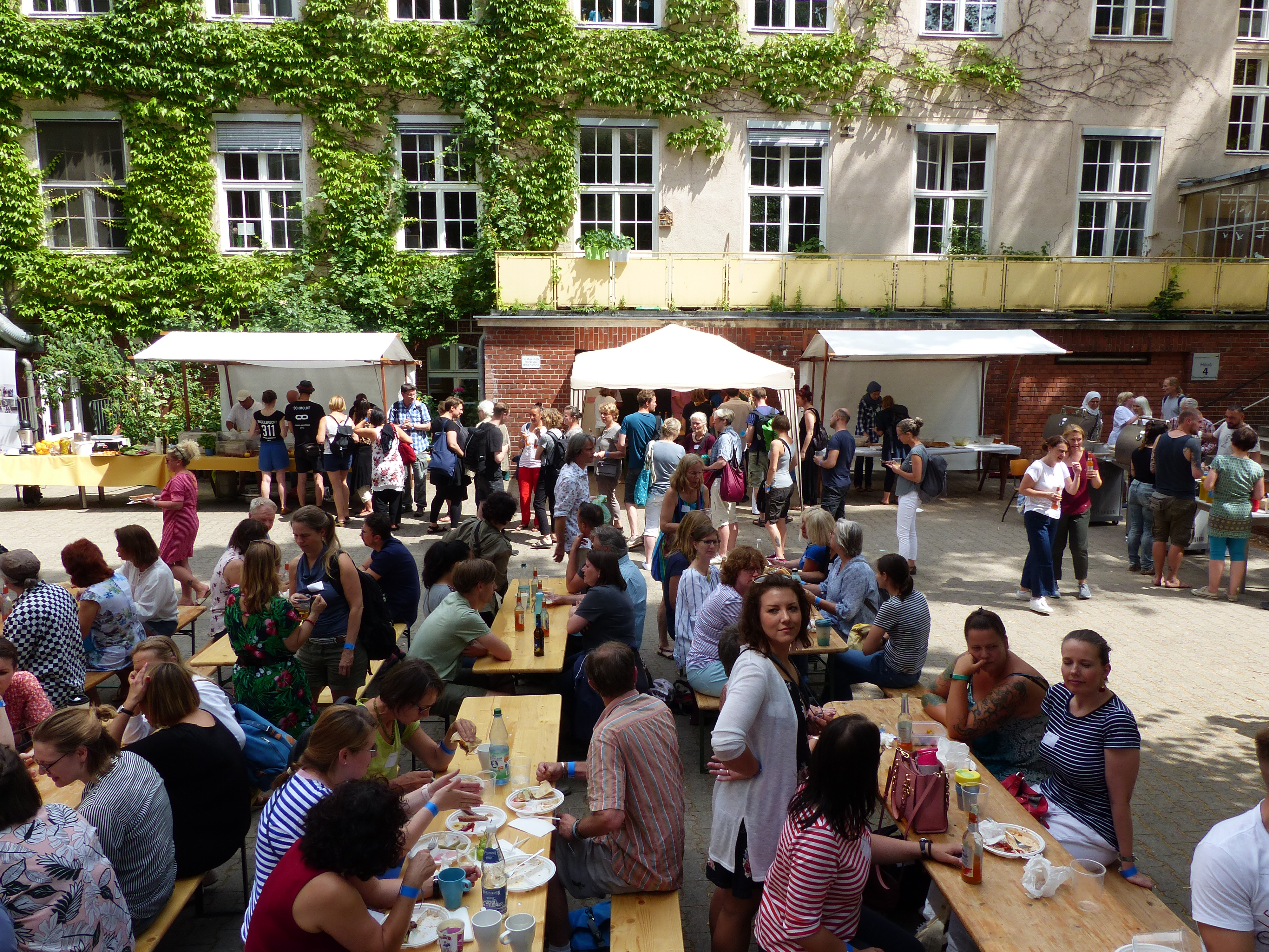 PFH-Tag 2019. Bei der jährlichen Weiterbildung für alle Mitarbeiter*innen des Pestalozzi-Fröbel-Hauses stand in diesem Jahr die Leitbildentwicklung im Mittelpunkt.