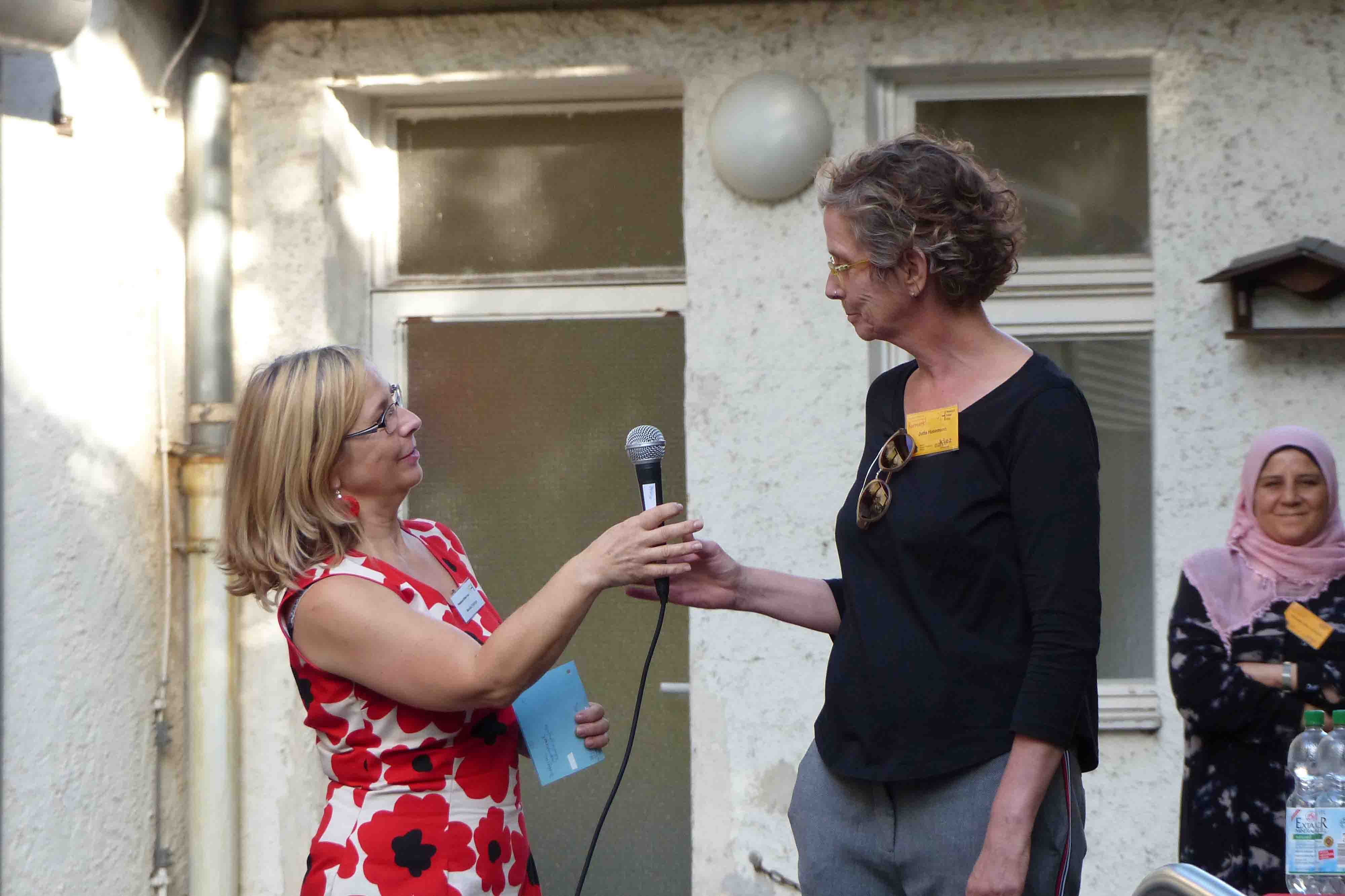 Monika Fröhlich und Jutta Husemann