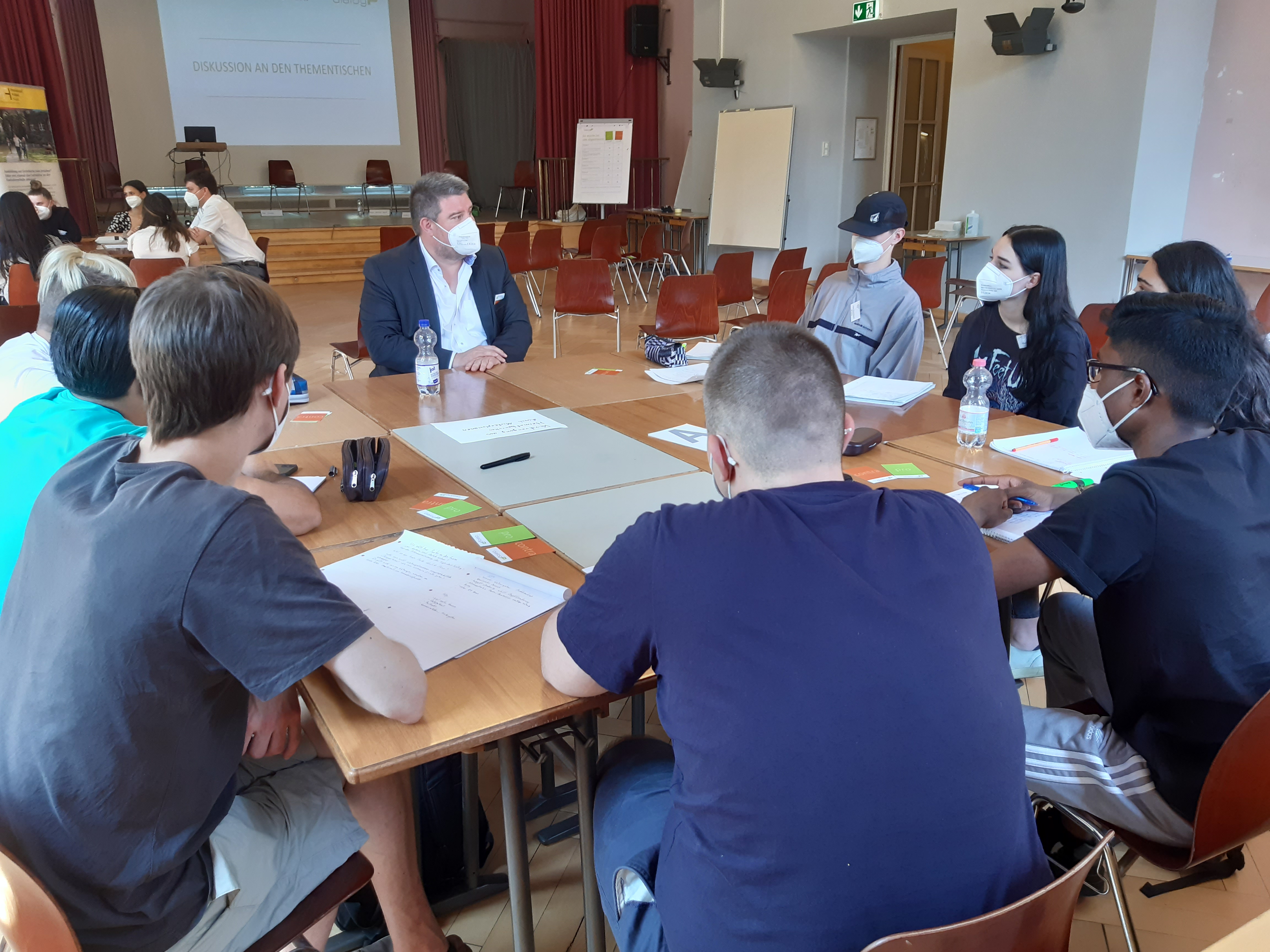 Dialog zu bezahlbarem Wohnraum