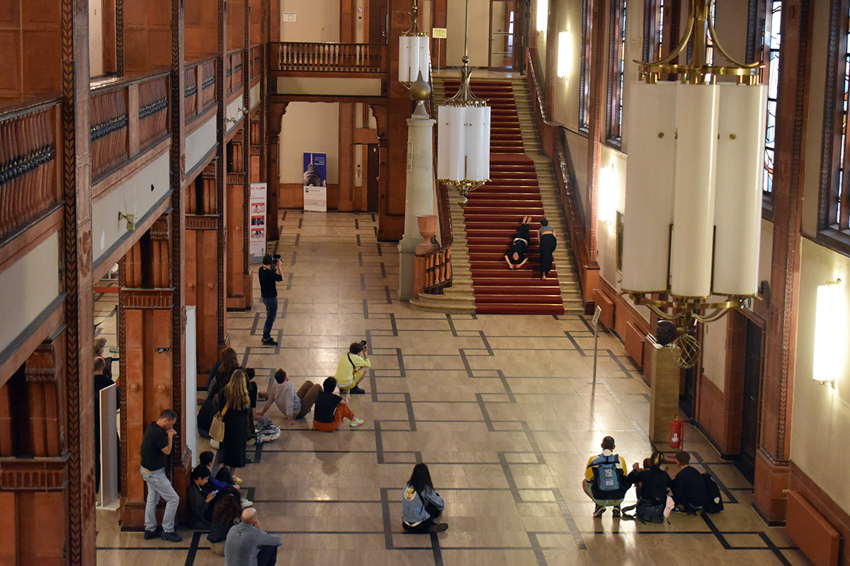 ausgraben, aussetzen, mobilisieren: Rathaus Schöneberg 