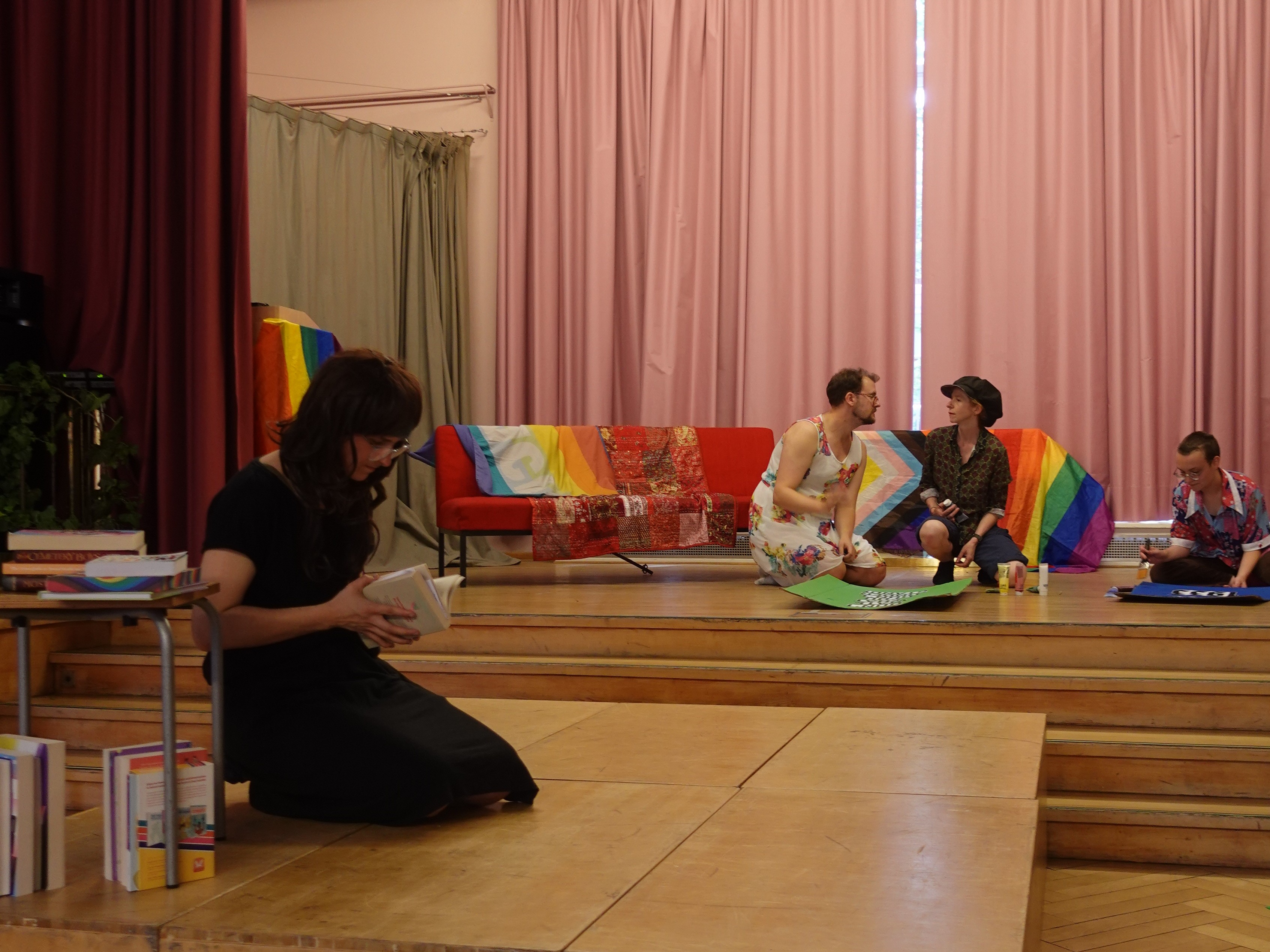 Aufführung der Theater AG: Hamlet Hamlet – Sein oder Nichtsein (dürfen)