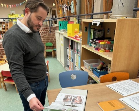 Kieztour mit Stadtrat für Jugend und Gesundheit, Simon Hertel