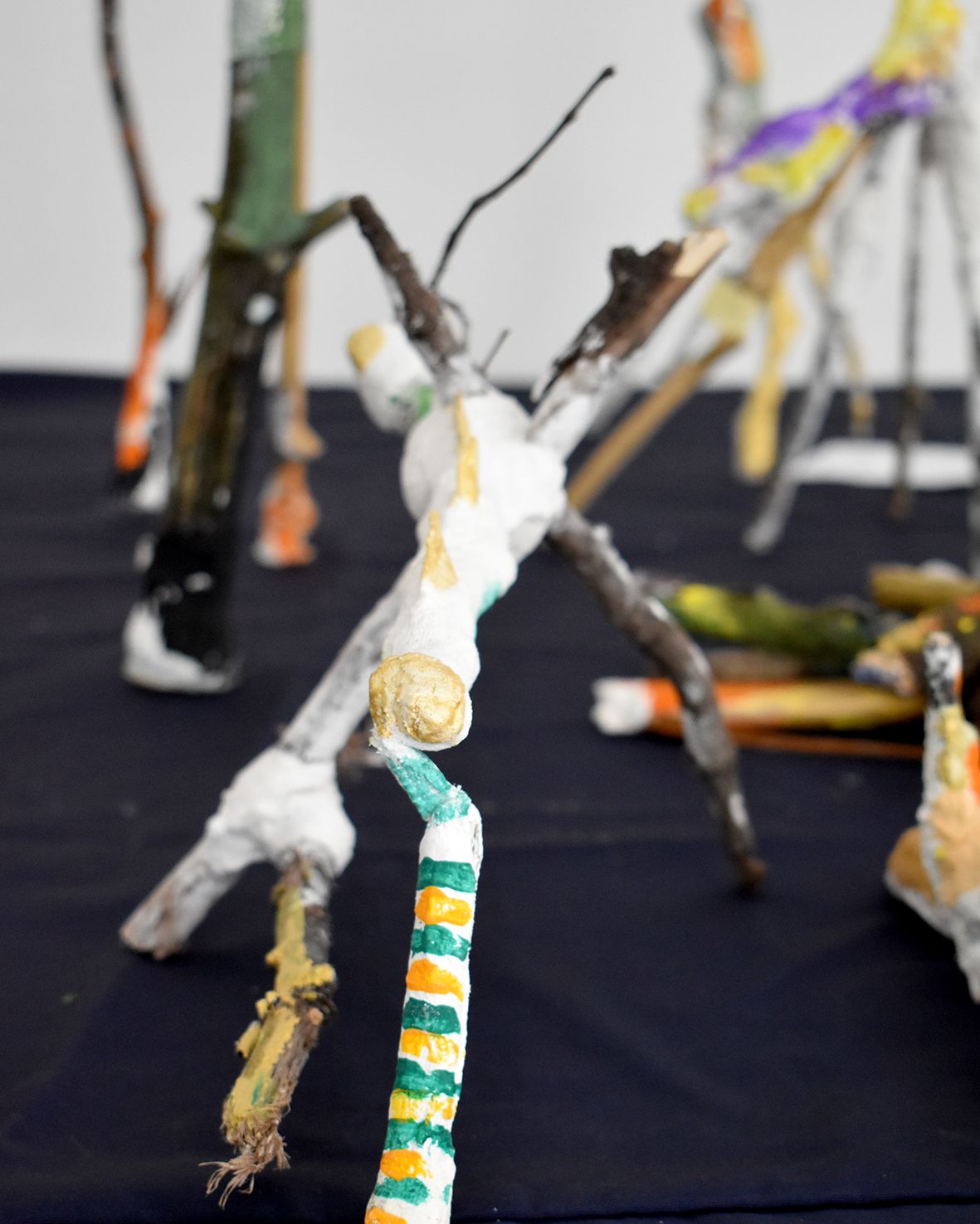 Ausstellung: MENSCHEREI MALEREI - Kunstwerke von Kita-Kindern