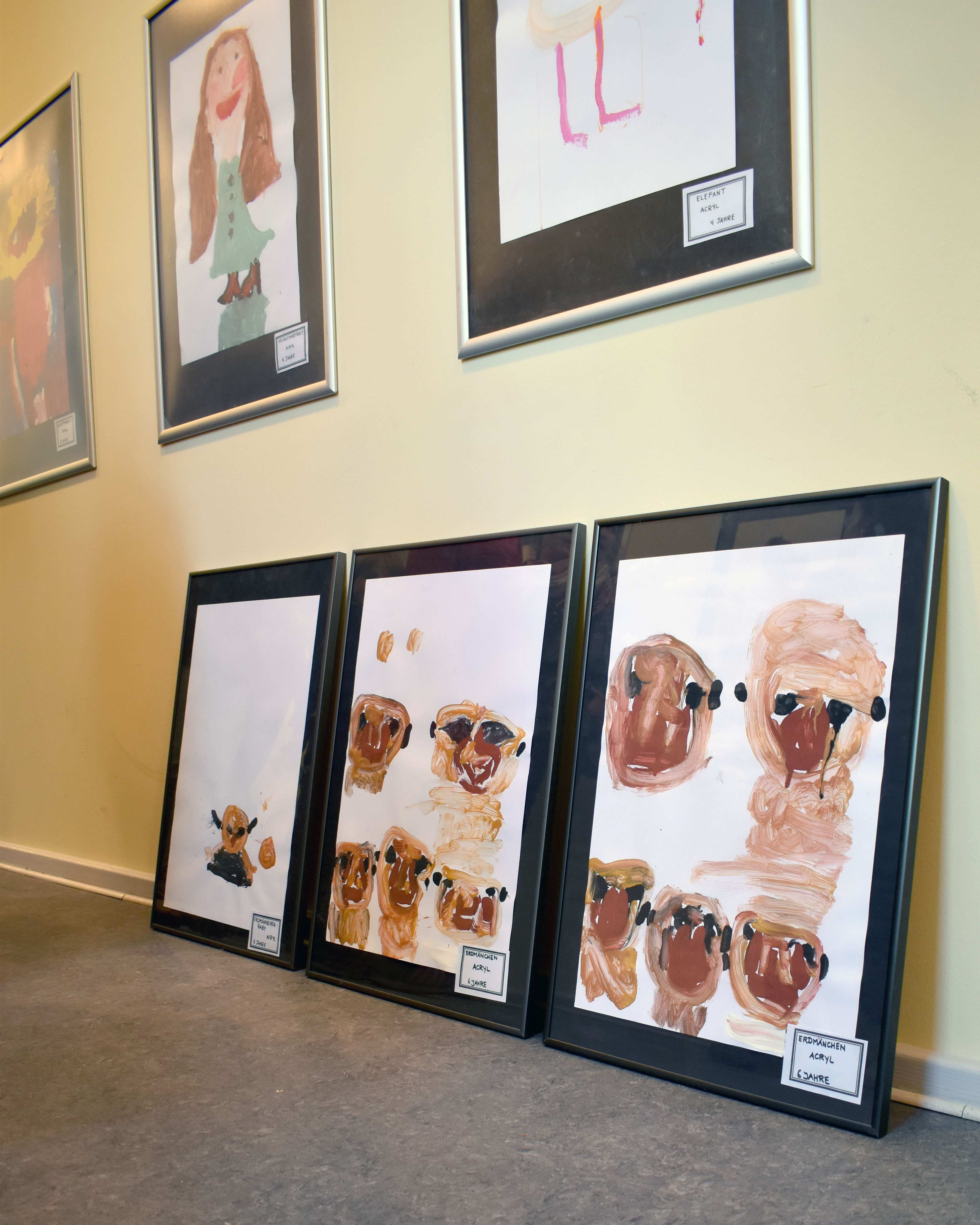 Ausstellung: MENSCHEREI MALEREI - Kunstwerke von Kita-Kindern