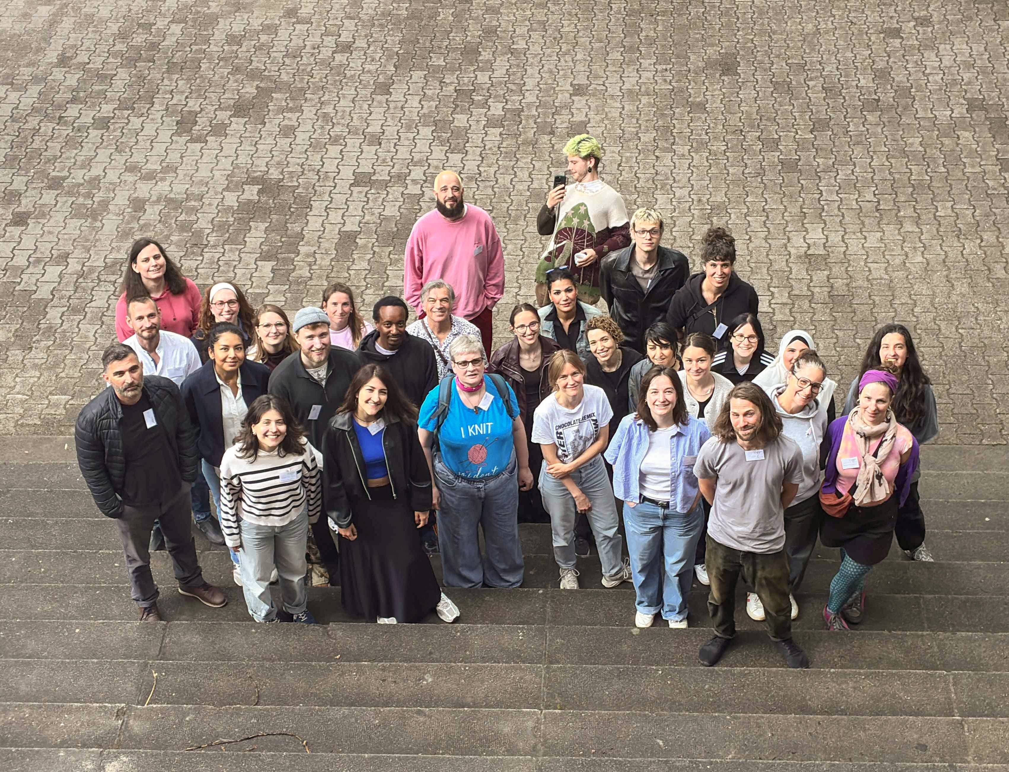 Willkommenstag Juni 2026 - Gruppenfoto von oben