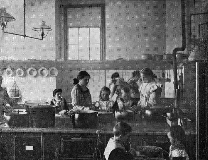 Kinder kochen im 19. Jahrhundert 