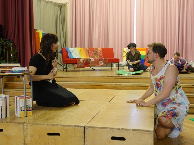 Aufführung der Theater AG: Hamlet Hamlet – Sein oder Nichtsein (dürfen)