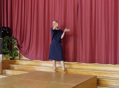 Aufführung der Theater AG: Hamlet Hamlet – Sein oder Nichtsein (dürfen)