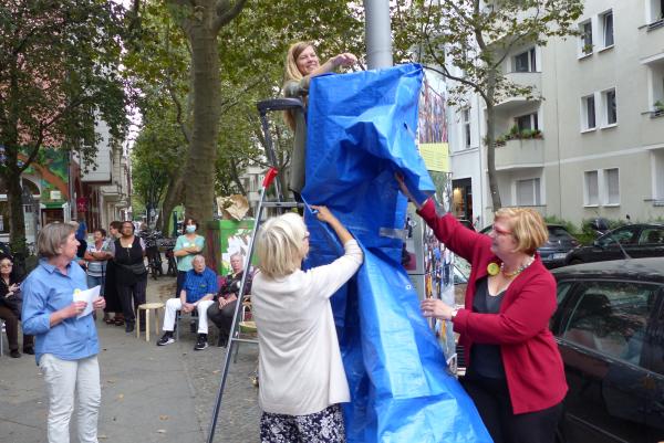 Kiezoase_70er Geburtstag_Säulen_2